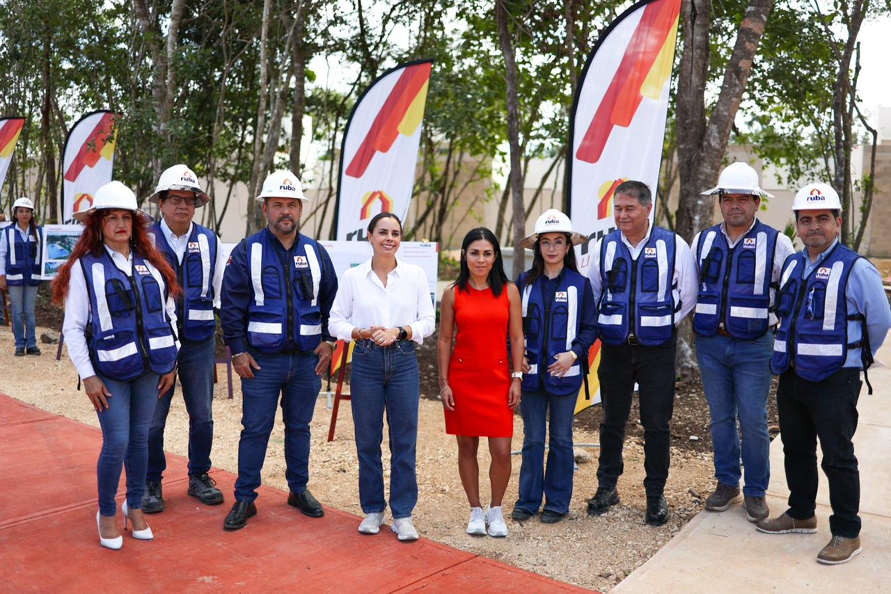 uploads/6/32/01 (2710).Jpeg